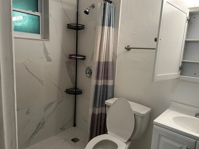 Foto del edificio - 4250 SW 67th Ave