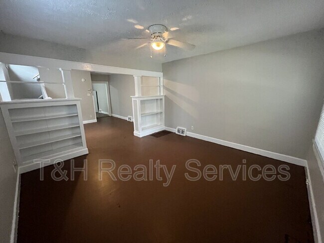Foto del edificio - 4218 Carrollton Ave