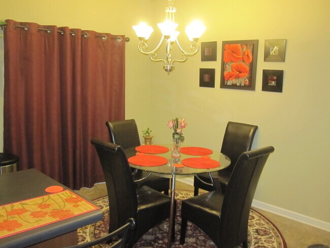 Dining Area - 6992 Kingswood Run Dr