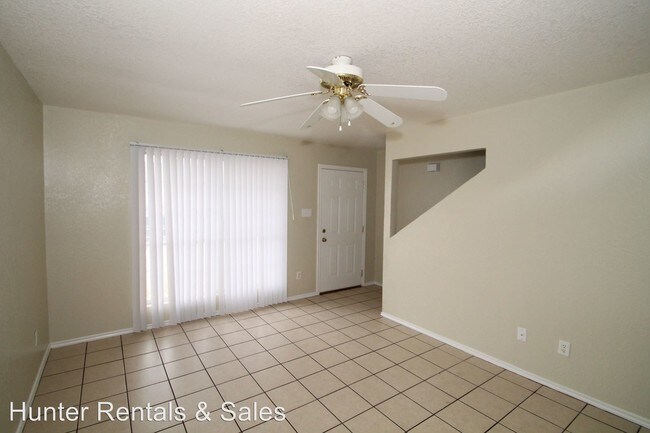 Building Photo - 4504 Jeff Scott Dr