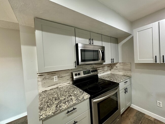 Building Photo - 8324 S Carmen Ct