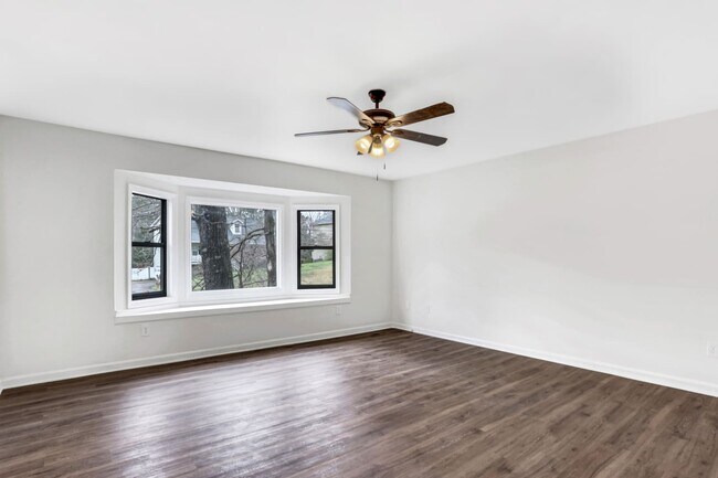 Building Photo - 1790 Blackwillow Dr
