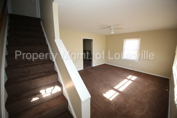 Foto del edificio - 5415 Wintergreen Rd