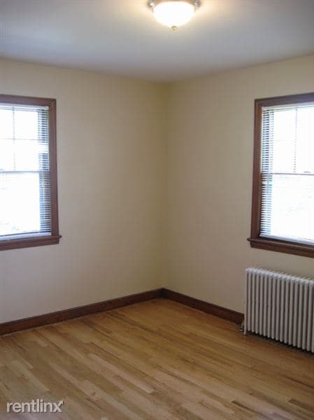 Building Photo - 101 Adams St