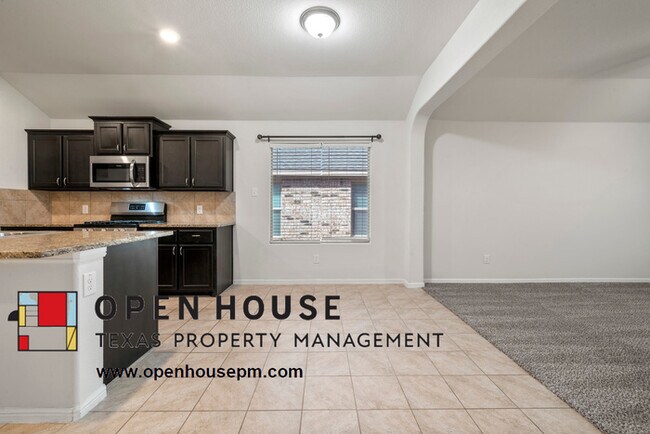 Building Photo - 8408 Muddy Creek Dr, Fort Worth