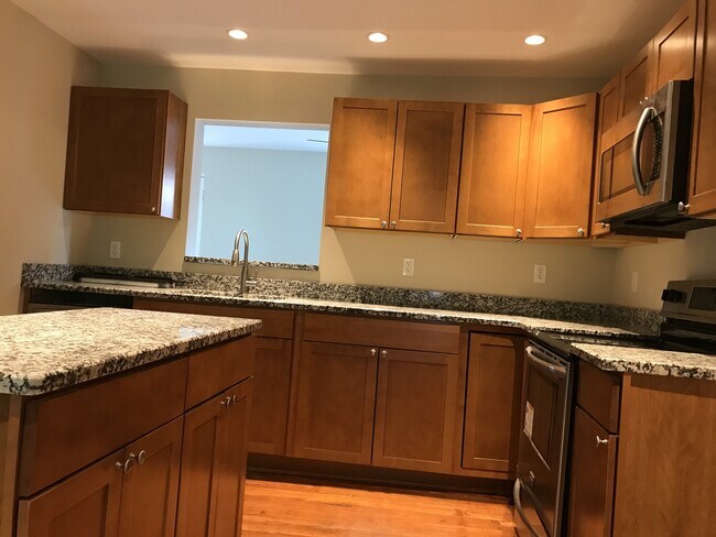 Foto del edificio - 9050 Easton Rd