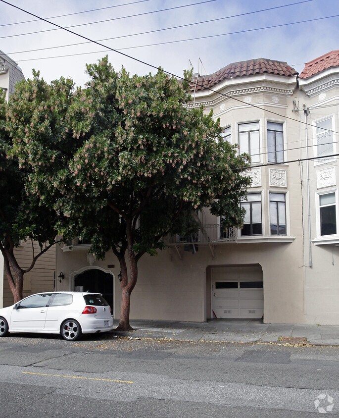 Building Photo - 2929 Gough St