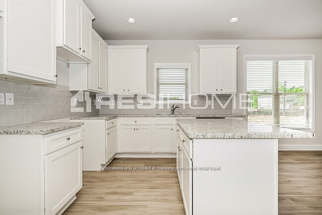 Building Photo - 509 Fiery Warbler St