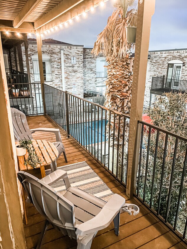 Foto principal - 6501 E Hill Dr