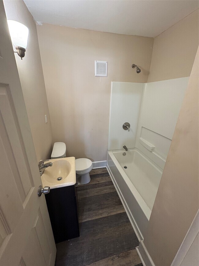 Foto del edificio - 198 Court St