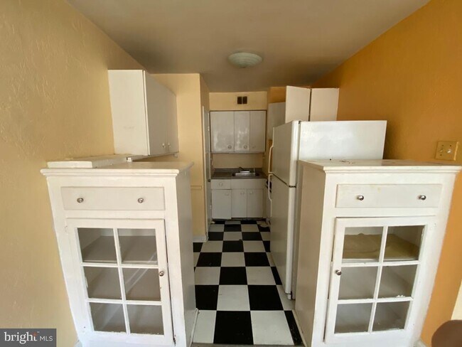 Foto del edificio - 6143 Old York Rd