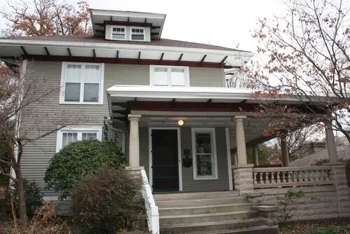 Primary Photo - 620 N College Ave