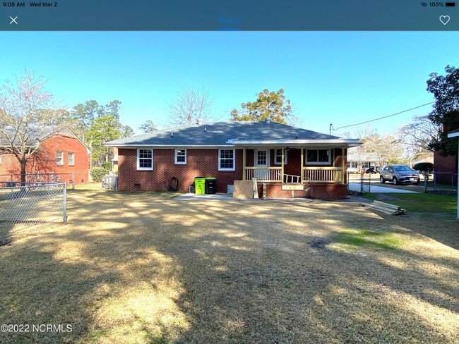 Foto del edificio - 2305 Woodland Ave