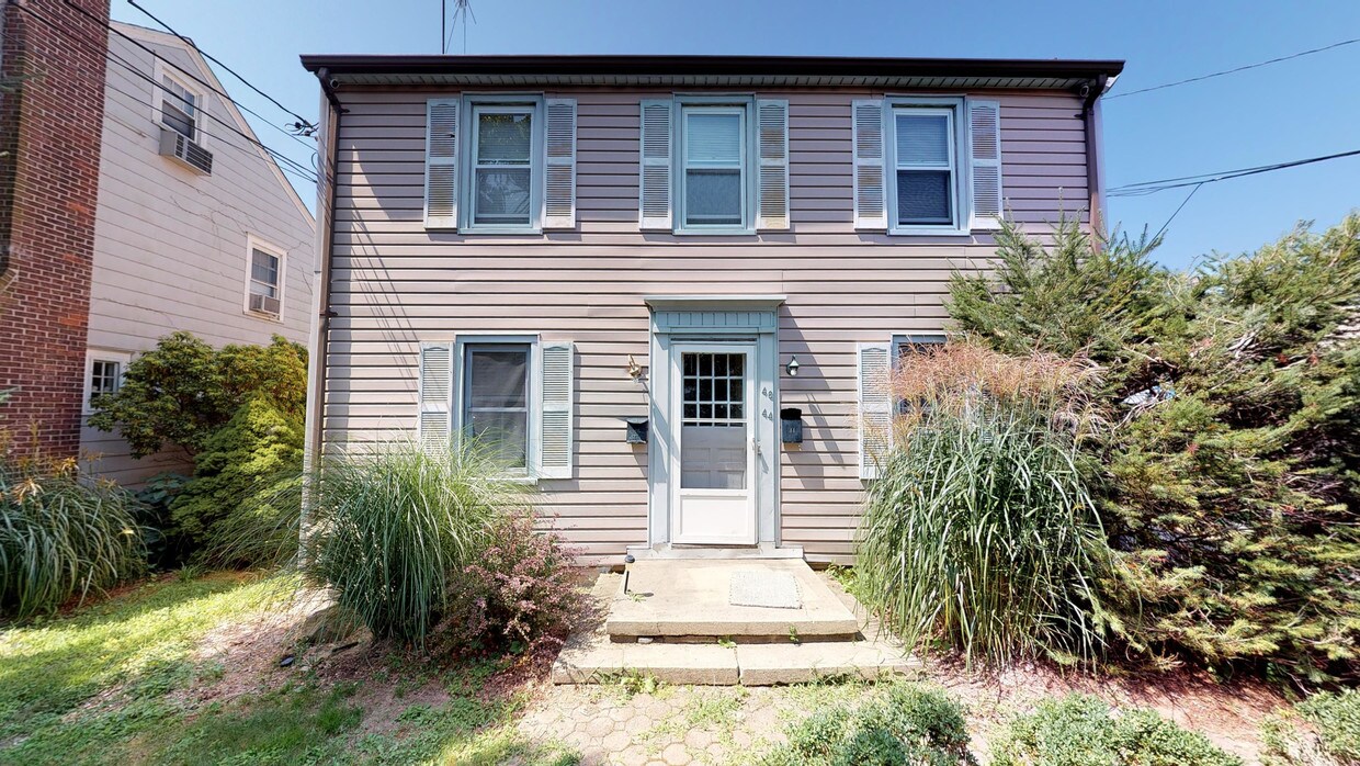 44 Bungalow Ave, Fairfield, CT 06824 44 Bungalow Ave Fairfield, CT