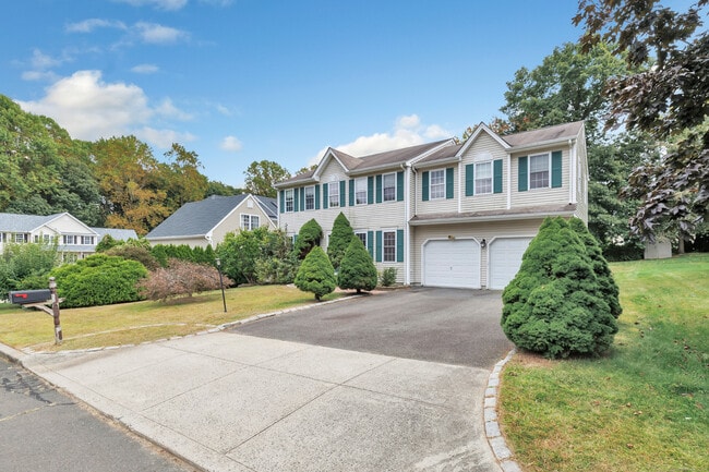 Foto del edificio - 9 Milford Hunt Ln