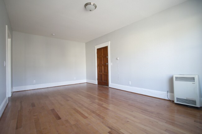 Foto del edificio - 2630 14th Ave