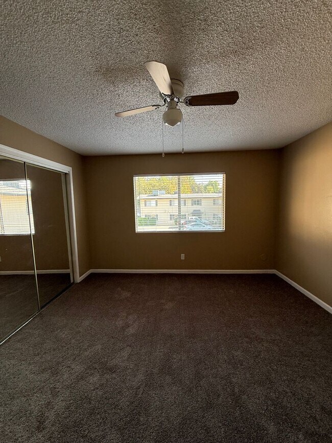 Foto del edificio - 811-811 Taylor St