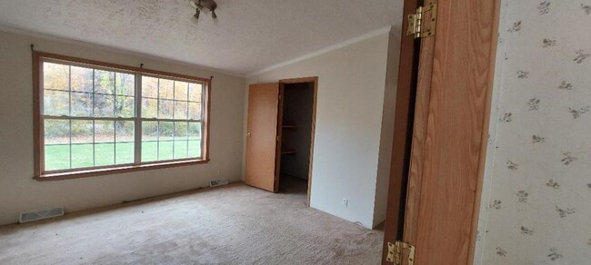 Building Photo - 13574 72nd Steet