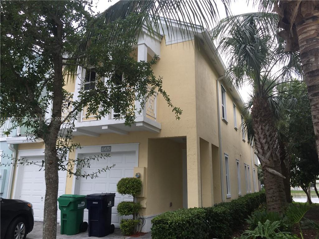 Foto principal - 10768 NW 76th Ln