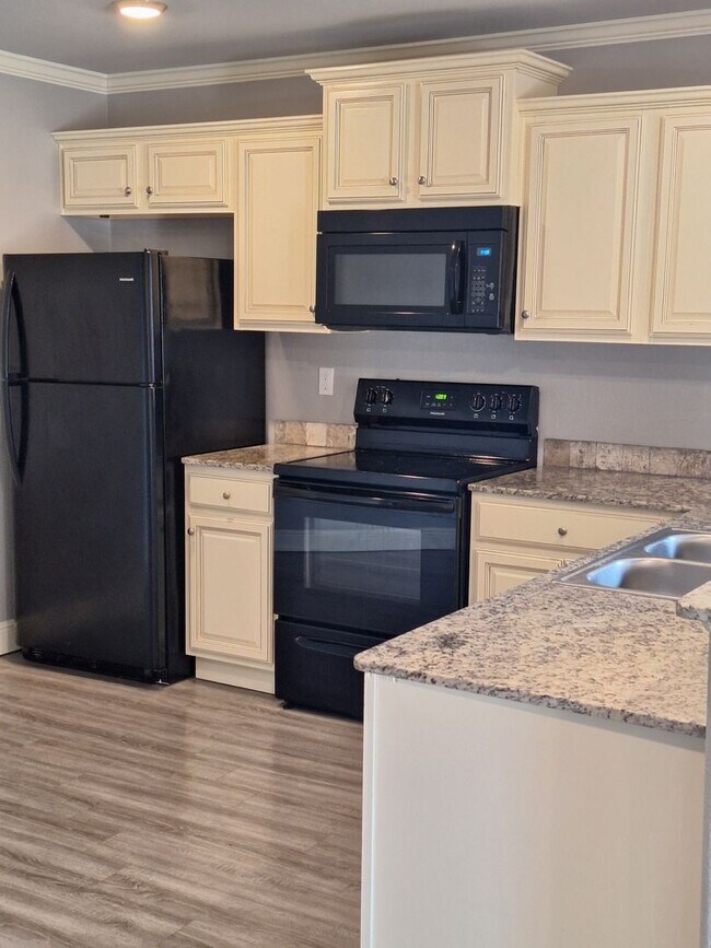 Foto del edificio - 3 bedroom Duplex