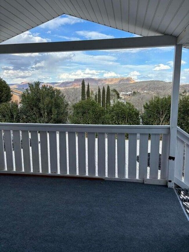 Foto del edificio - 2 Bed Home For Rent
