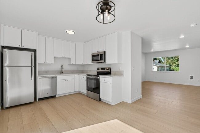 Interior Photo - Pine Grove