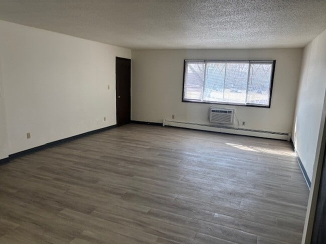 Building Photo - 168 Morningside Dr