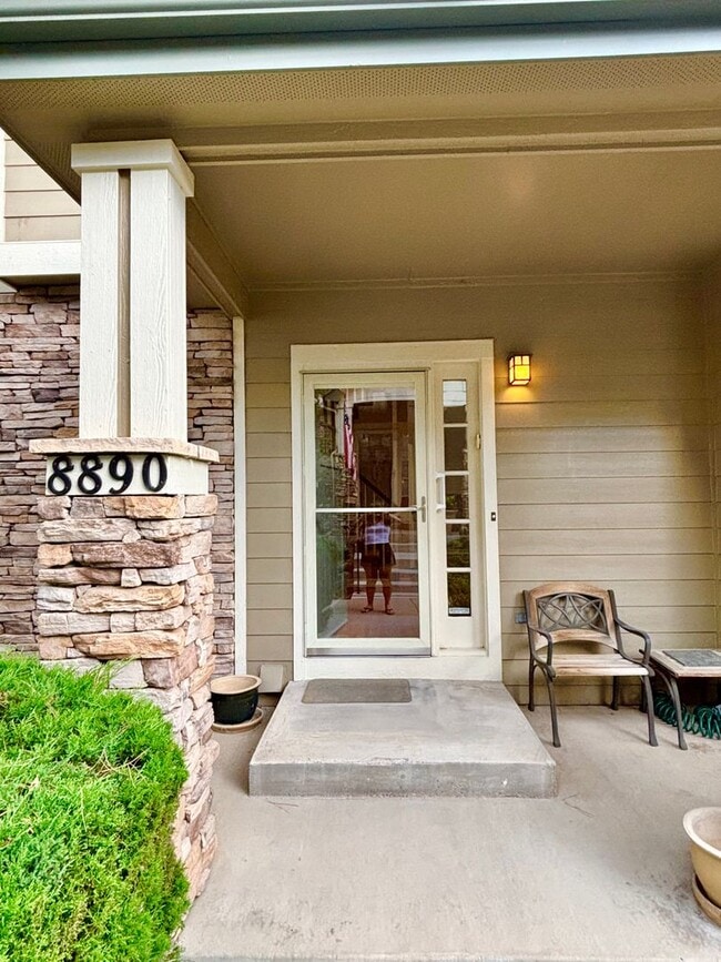 Building Photo - 8890 Tappy Toorie Cir