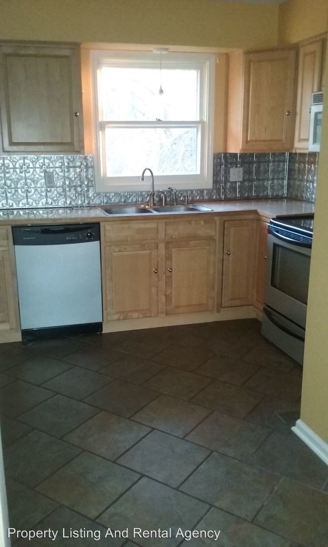 Building Photo - 3 br, 1.5 bath House - 309 Jefferson Drive