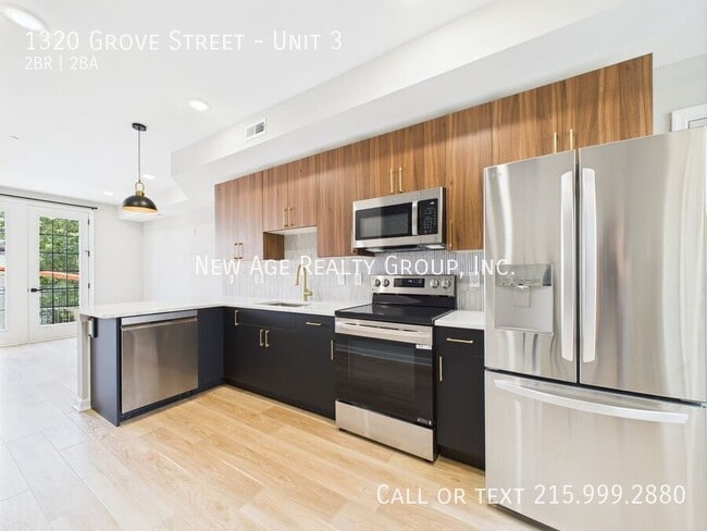 Building Photo - 1320 Grove St