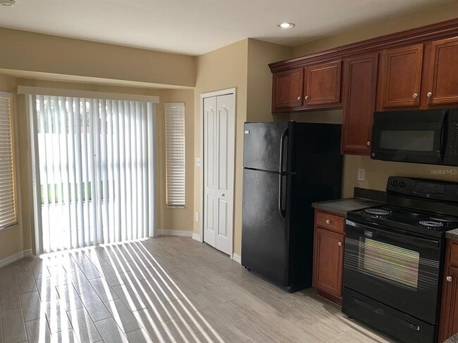 Building Photo - 12355 Foxmoor Peak Dr