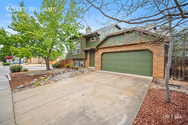 Building Photo - 8510-Rental Ilex Dr