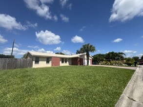 Building Photo - 129 Algiers Dr