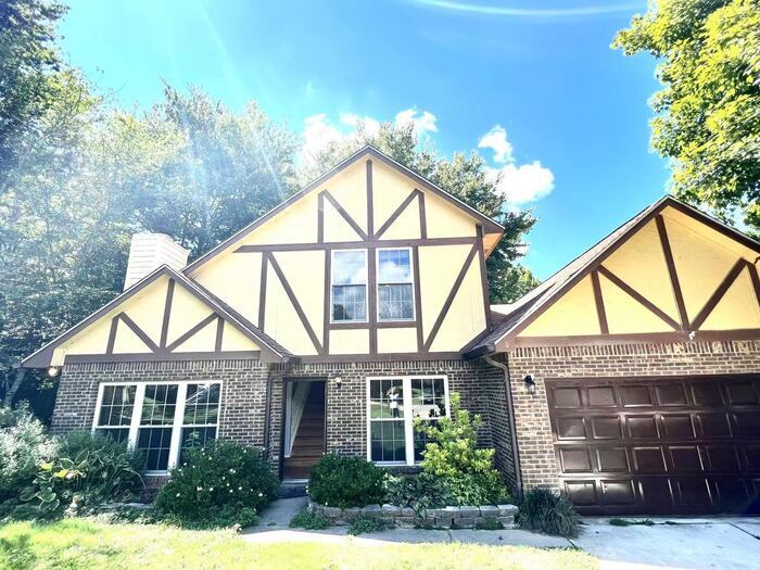 Great school district in Johns Creek! House for Rent in Alpharetta