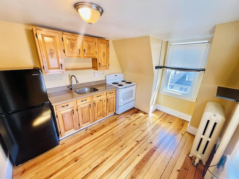 Primary Photo - 1523 Spruce St