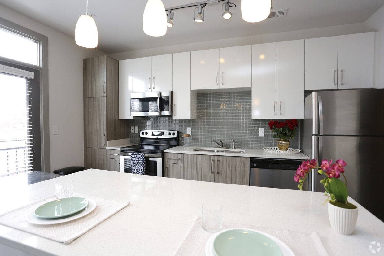 Photo - The Brady Apartments