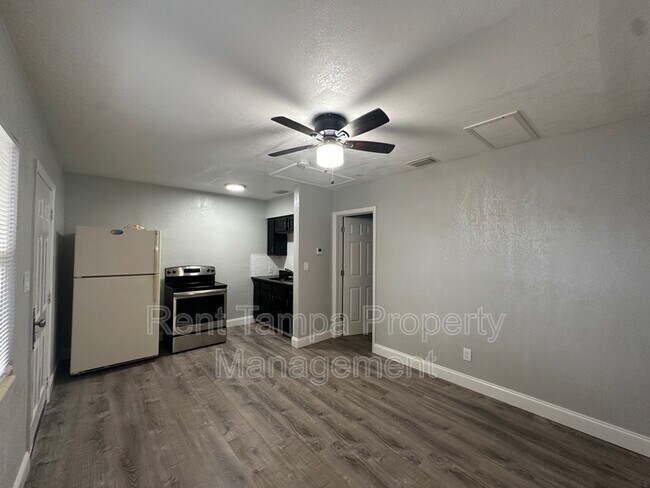 Foto del edificio - 1610 12th Ave S