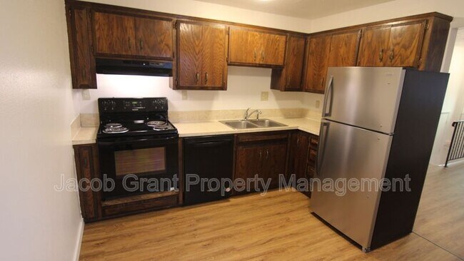 Building Photo - 760 Filmore Ave