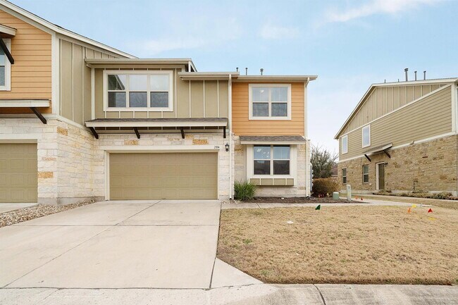 Building Photo - 1620 Bryant Dr