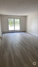 Building Photo - 400 Calahoo Rd