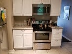 Primary Photo - 522 Knoll St