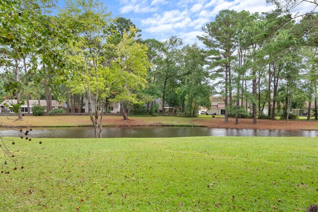 Foto del edificio - 16 Bitterroot Ln