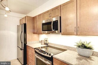 Building Photo - 1140 23rd St NW