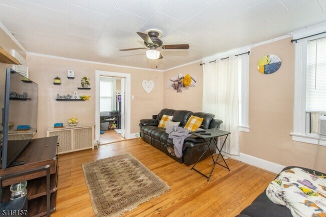 Building Photo - 64 Ketner St