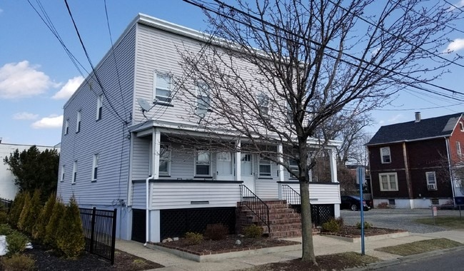 Building Photo - 12 Van Orden Pl