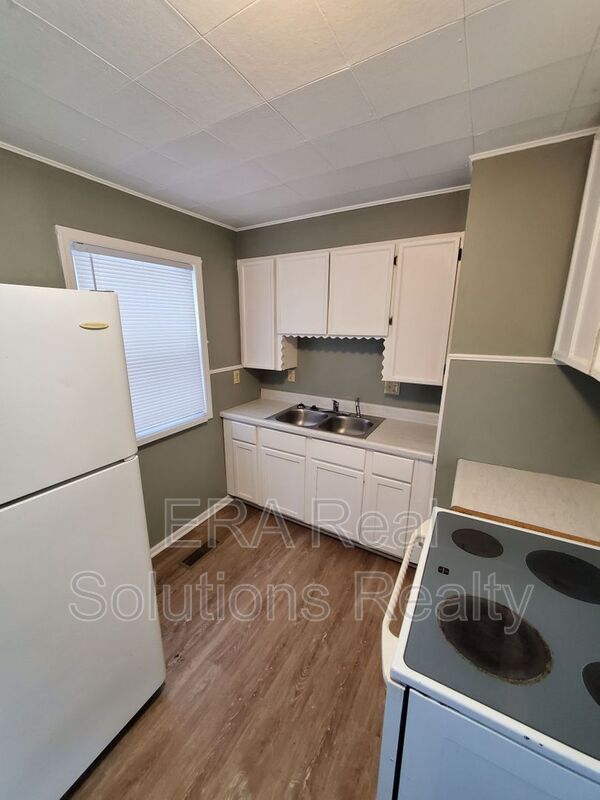 Foto del edificio - 2369 Atwood Terrace