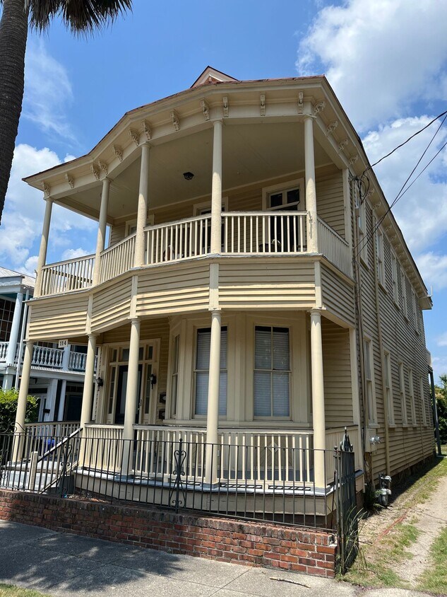 Foto principal - 114 Alexander St