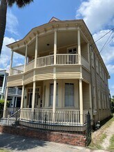 Building Photo - 114 Alexander St