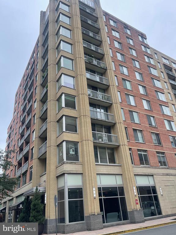 Foto del edificio - 1020 N Highland St