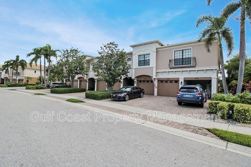 Photo - 7222 Hamilton Road